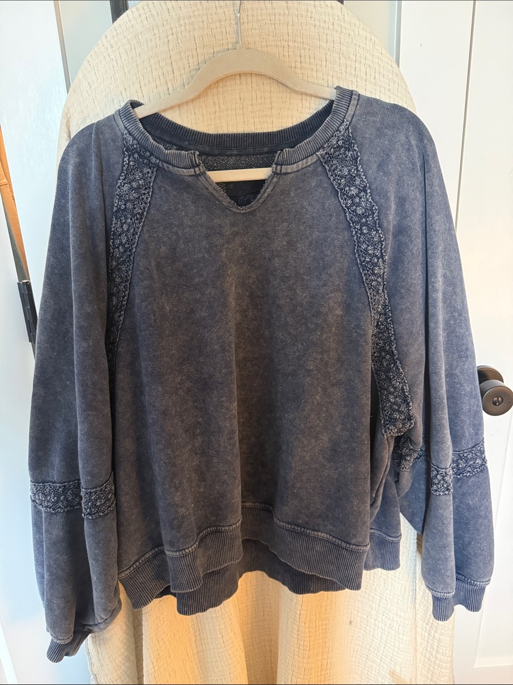 Aerie oversized blue sweatshirt